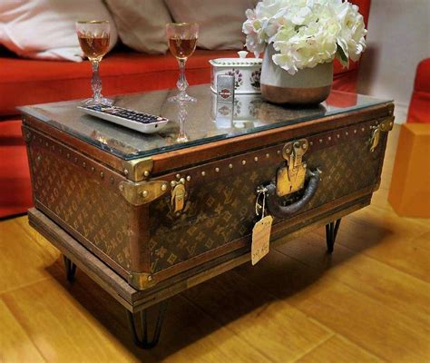 louis vuitton trunk table.